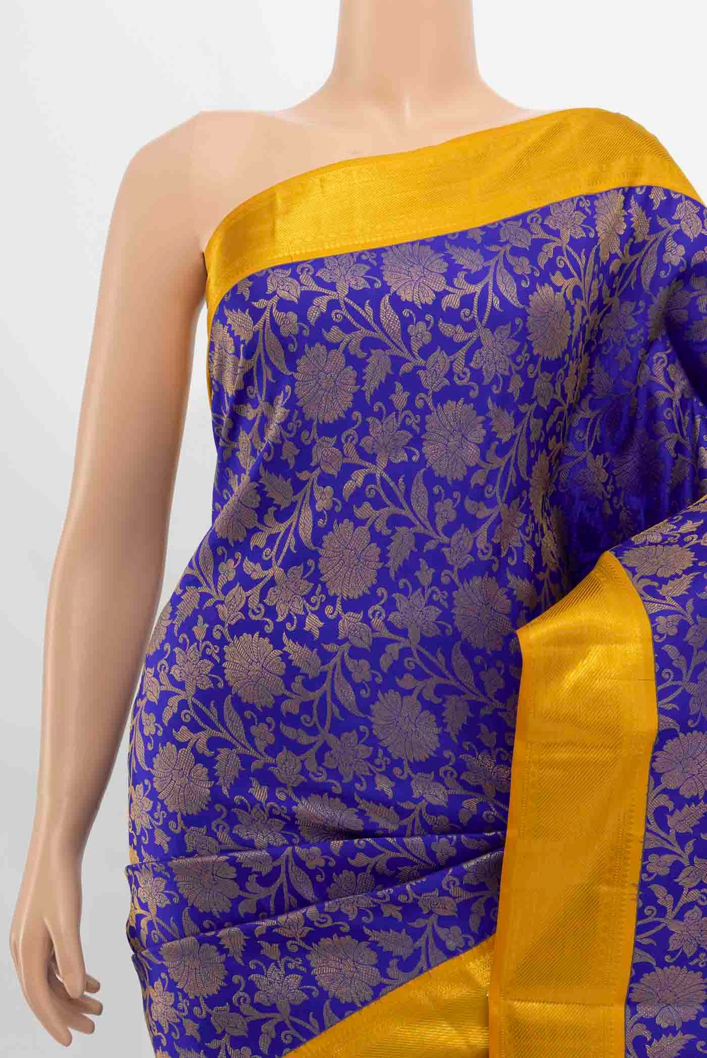 Border image of Dark Blue Kanjivaram Silk Saree with Zari Butta on the body and Silk Border. 