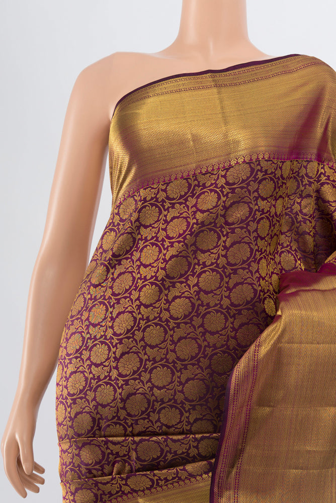 Border image of Purple Kanchipuram Silk Saree with Zari Butta on the body and Silk Border. 