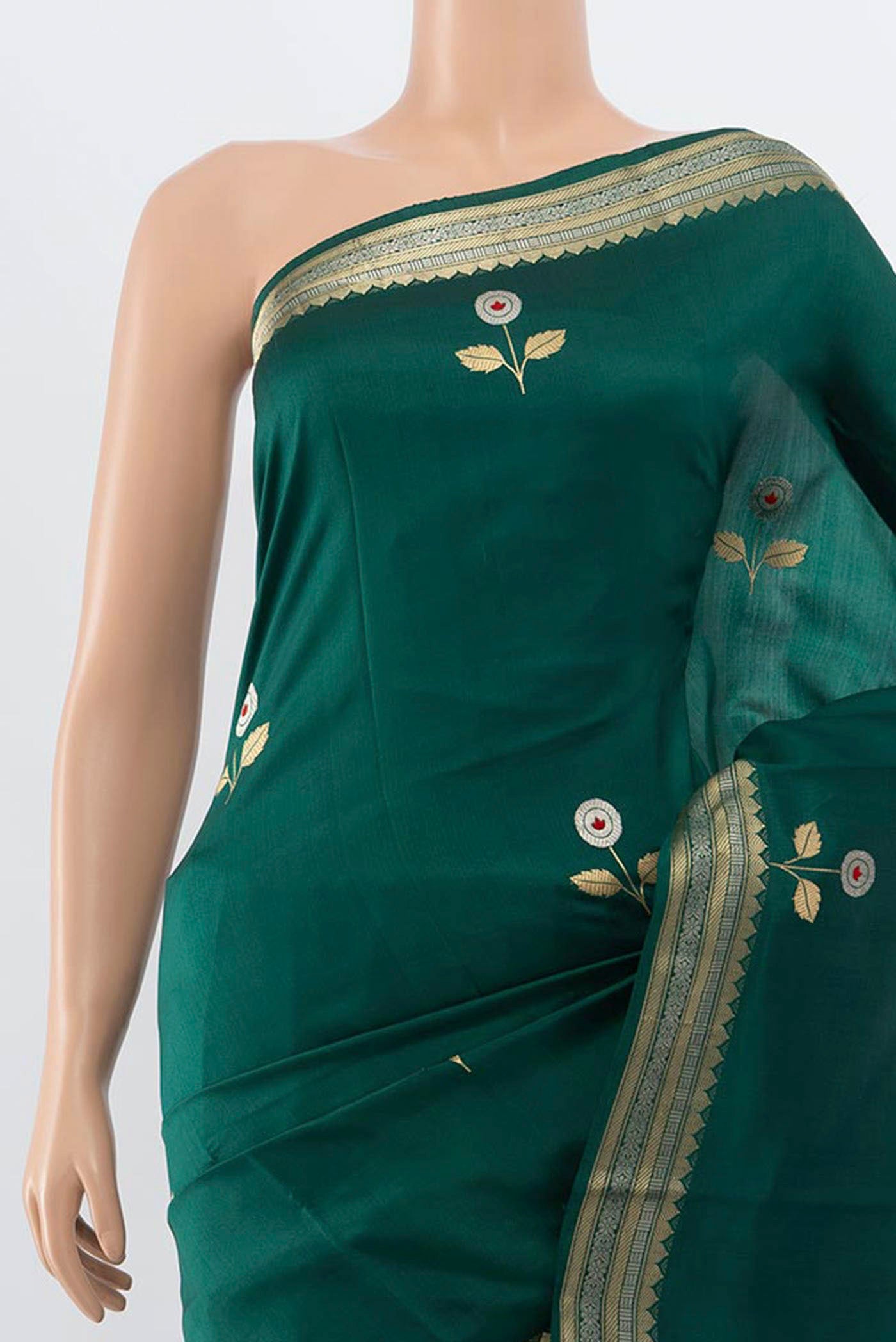 Border image of Bottle Green Banarasi Katan Silk Saree with Zari Butta on the body and Zari Border. 
