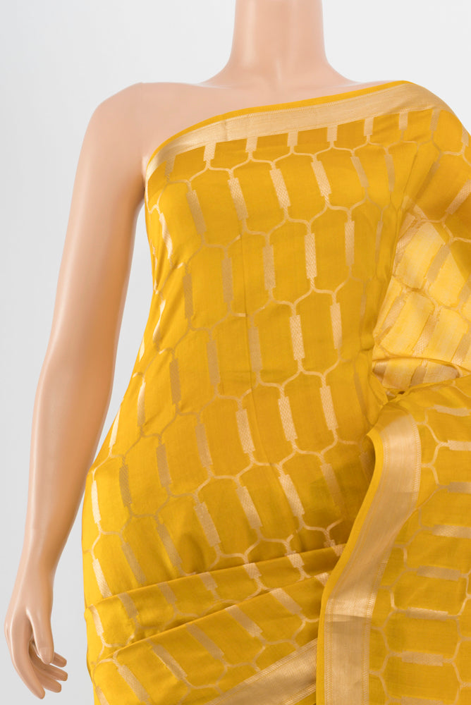 Border image of Pure Silk Pure Zari Mustard Banarasi Raw Saree with Zari Butta on the body and Silk Border. 