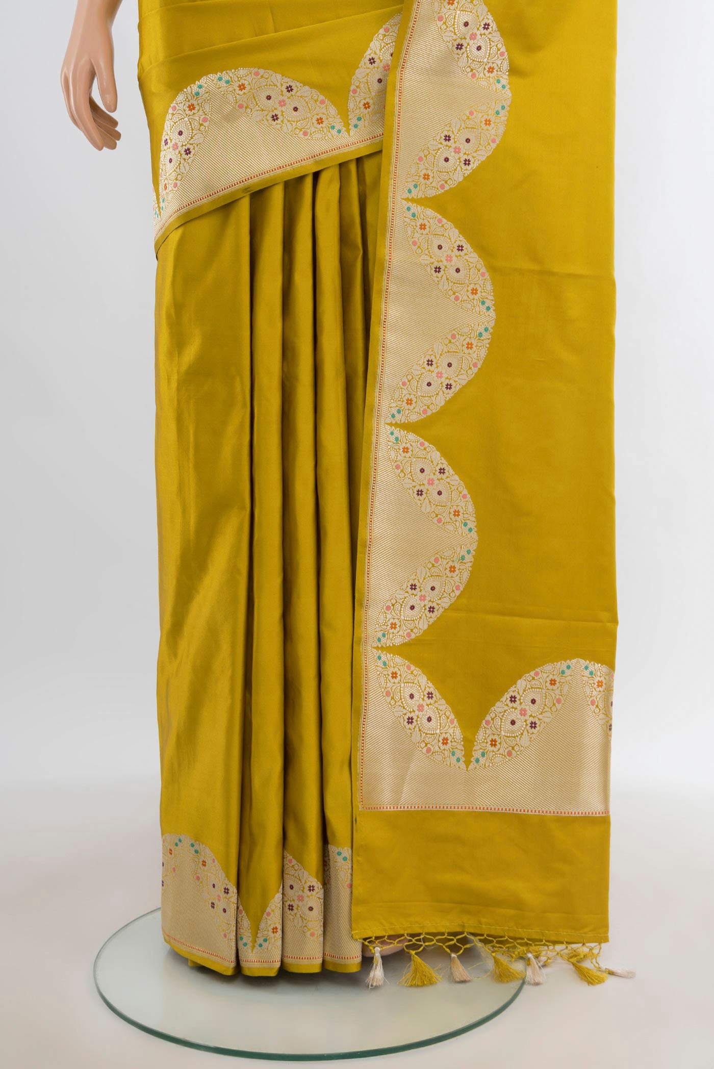 Pleats and pallu of Pure Silk Pure Zari Mehandi Green Banarasi Saree with Plain Body and Fancy Border. 