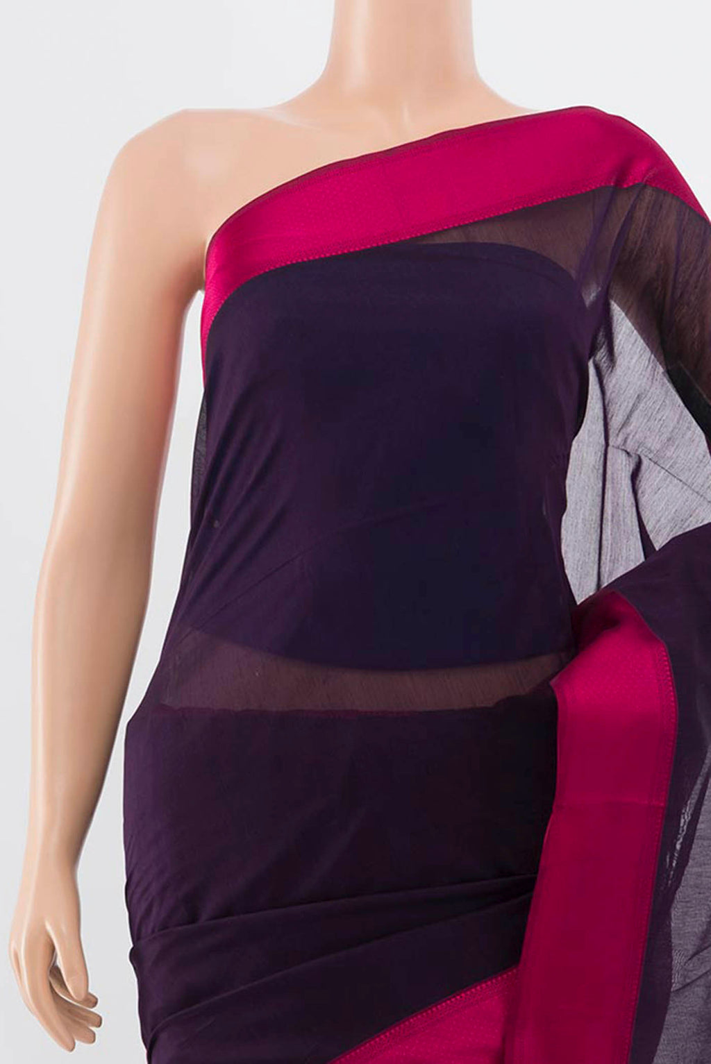 Border image of Navy Blue Maheshwari Silk Cotton Saree with Plain Body and Thread Border