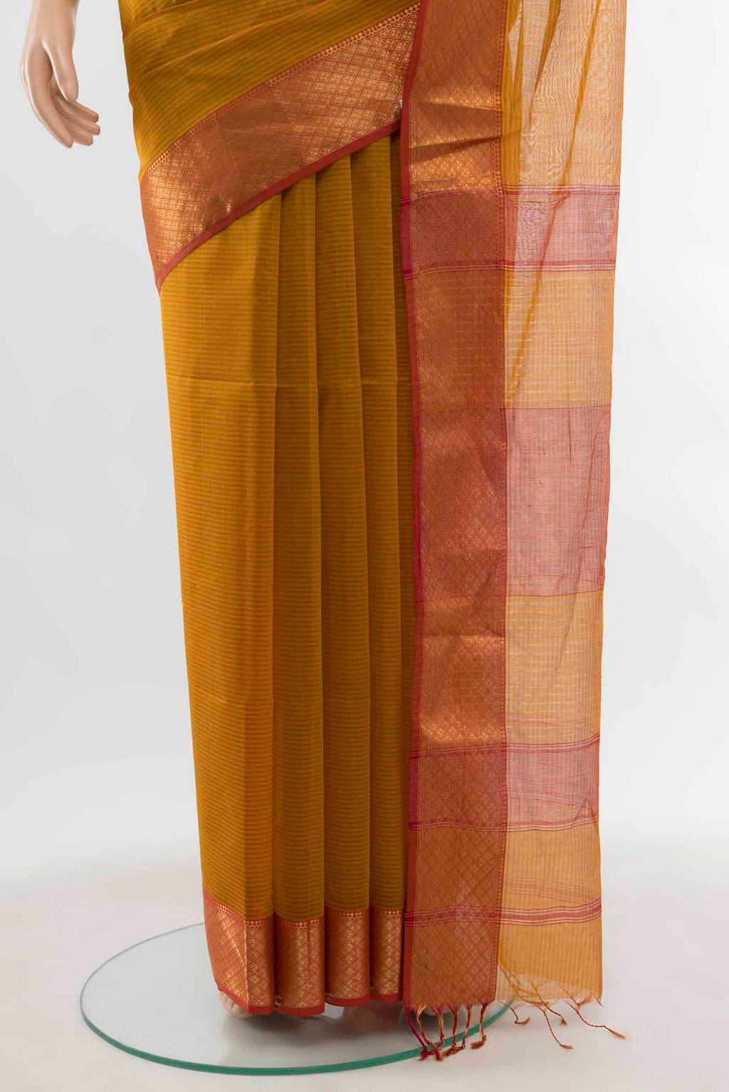 pleats pallu