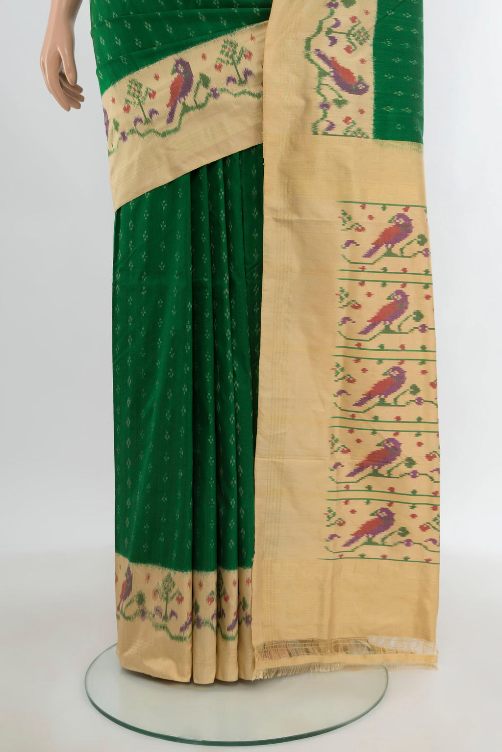Pleats and pallu of Green Pochampally Silk Saree with Pure Ikat on the body and Zari Border. 