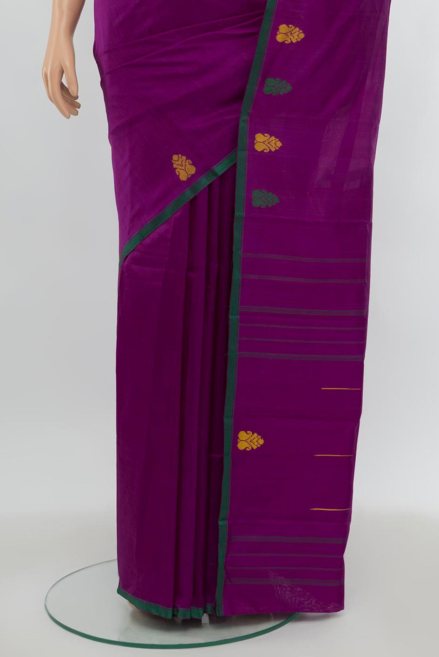 Pleats and pallu of Violet Kanchipuram Silk Saree with Thread Butta on the body and Thread Border. 