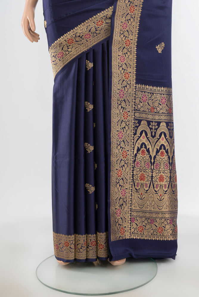 Pleats and pallu of Pure Silk Pure Zari Navy Blue Banarasi Katan Saree with Zari Butta on the body and Silk Border. 