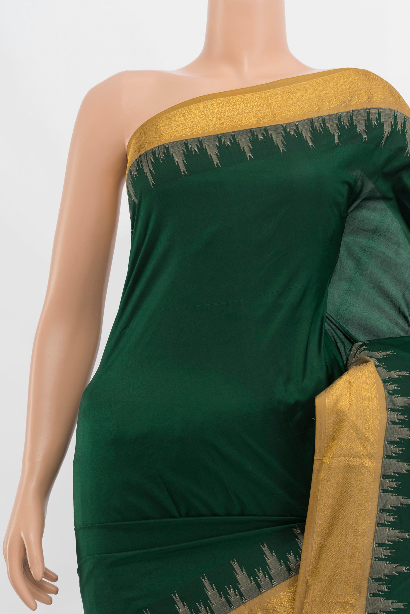 Border image of Bottle Green Bangalore Silk Saree with Zari Butta on the body and Silk Border. 