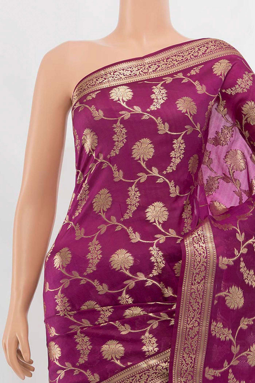 Border image of Purple Banarasi Raw Silk Saree with Zari Butta on the body and Silk Border. 