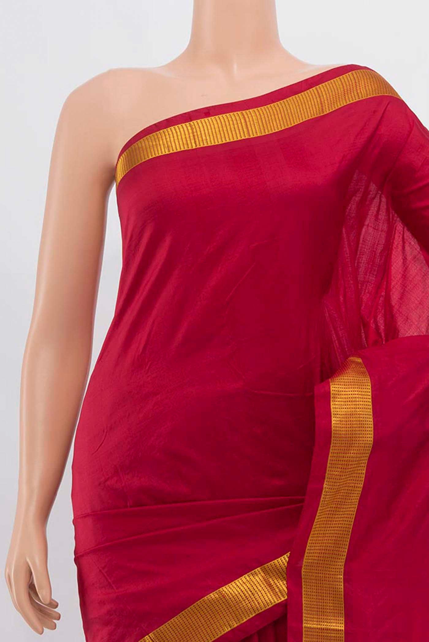 Border image of Maroon Kanjivaram Silk Saree with Plain Body and Silk Border. 