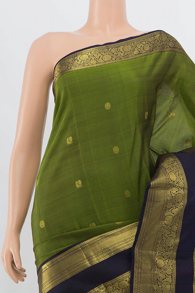 Border image of Light Green Kanchipuram Silk Saree with Zari Butta on the body and Silk Border. 