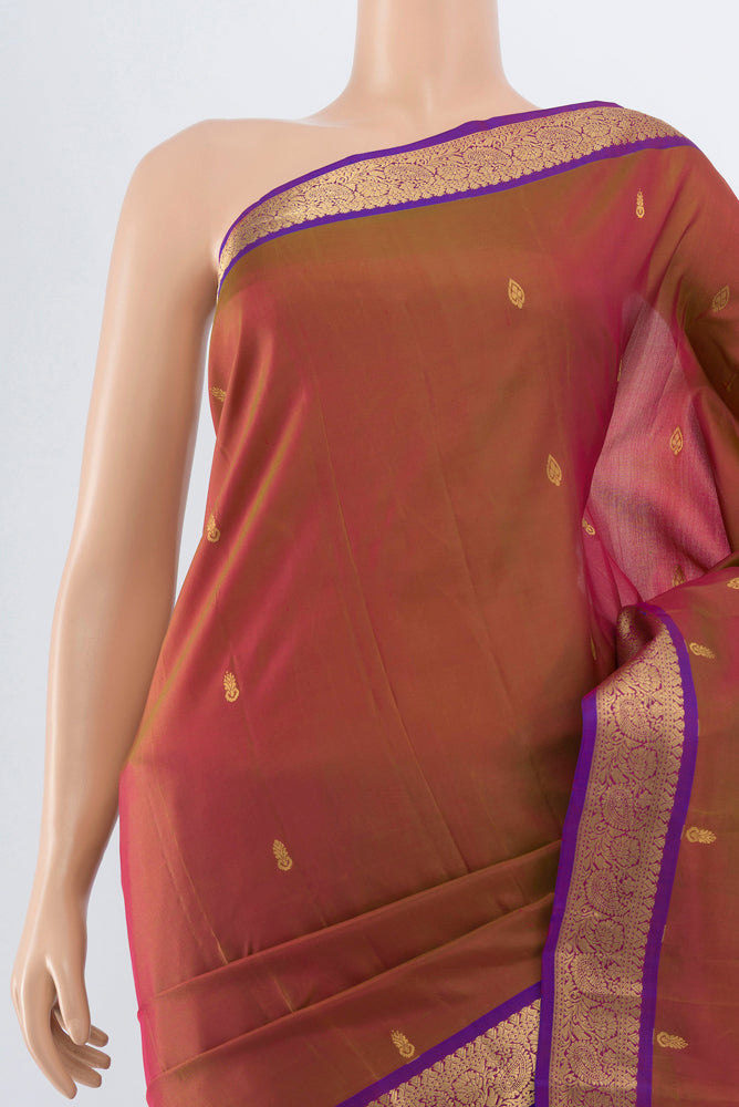 Border image of Pure Silk Pure Zari Maroon Kanjivaram Saree with Zari Butta on the body and Silk Border. 