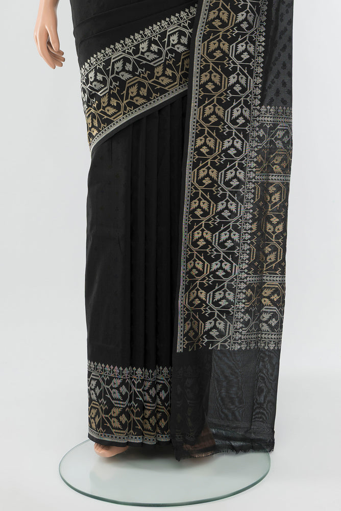 Pleats and pallu of Black Banarasi Georgette Saree with Zari Butta on the body and Silk Border. 