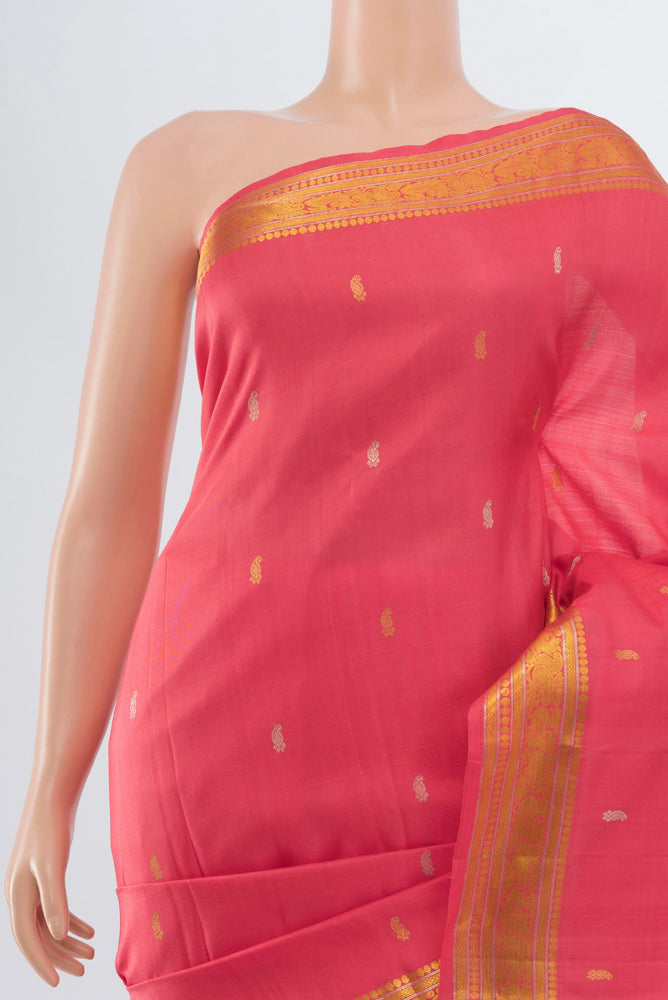 Border image of Rose pink Kanchipuram Silk Saree with Zari Butta on the body and Silk Border. 