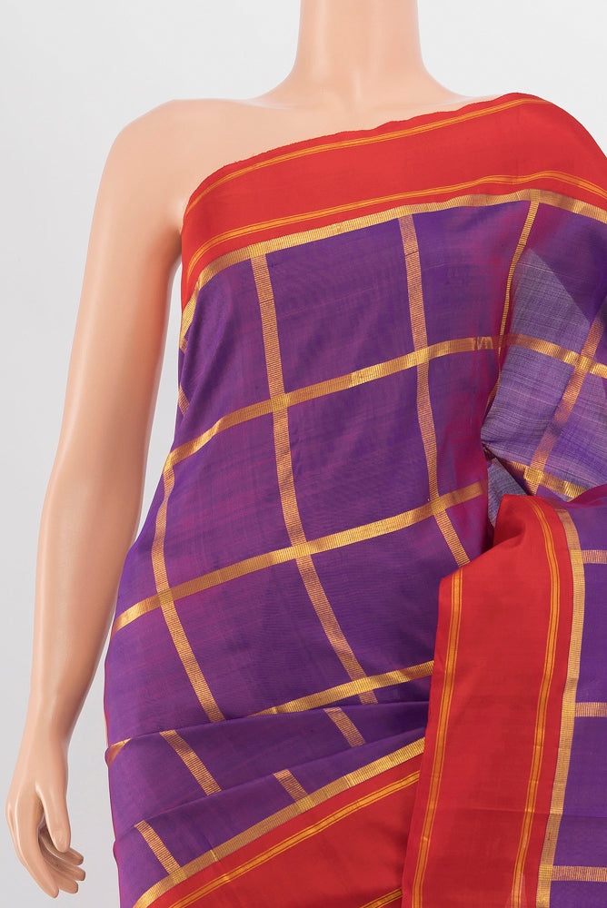 Border image of Magenta Kanchipuram Silk Saree with Zari Butta on the body and Silk Border. 