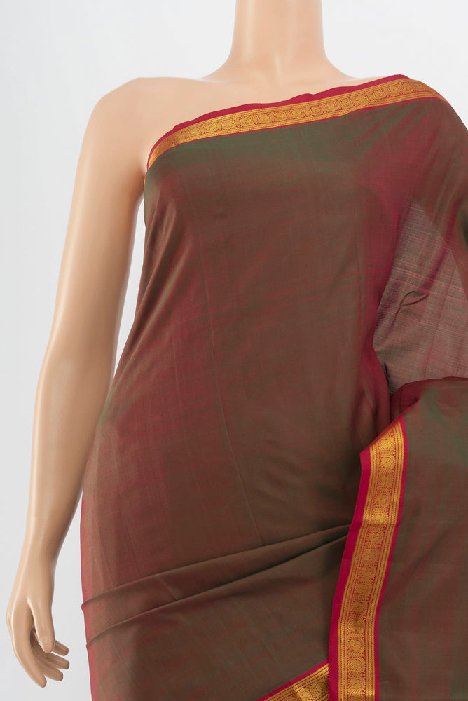 Border image of Pure Silk Pure Zari Mehandi Green Kanjivaram Saree with Zari Butta on the body and Silk Border. 
