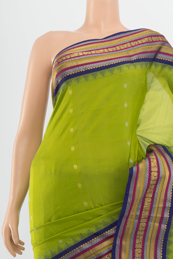 Border image of Pure Silk Pure Zari Light Green Bangalore - kadyal Saree with Zari Butta on the body and Silk Border. 