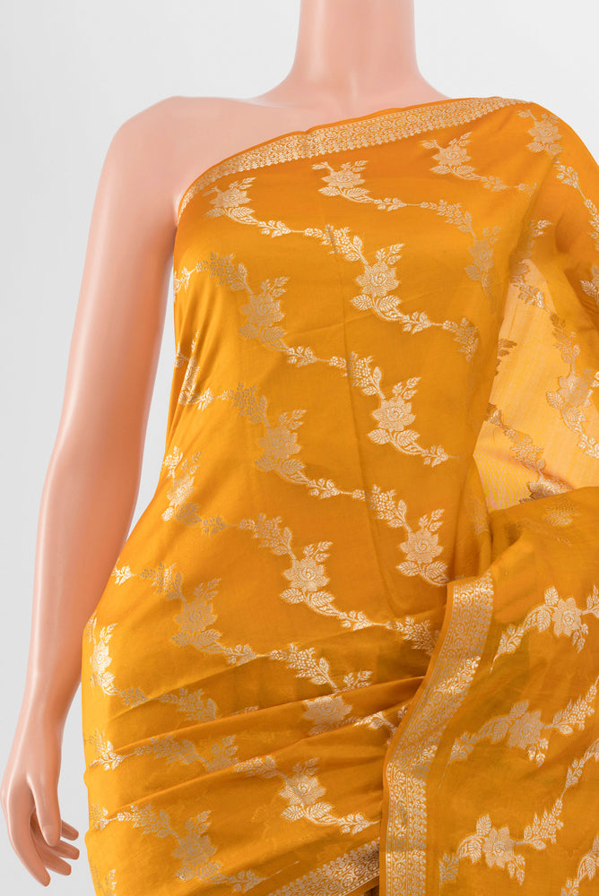 Border image of Mustard Banarasi Raw Silk Saree with Zari Brocade on the body and Silk Border. 