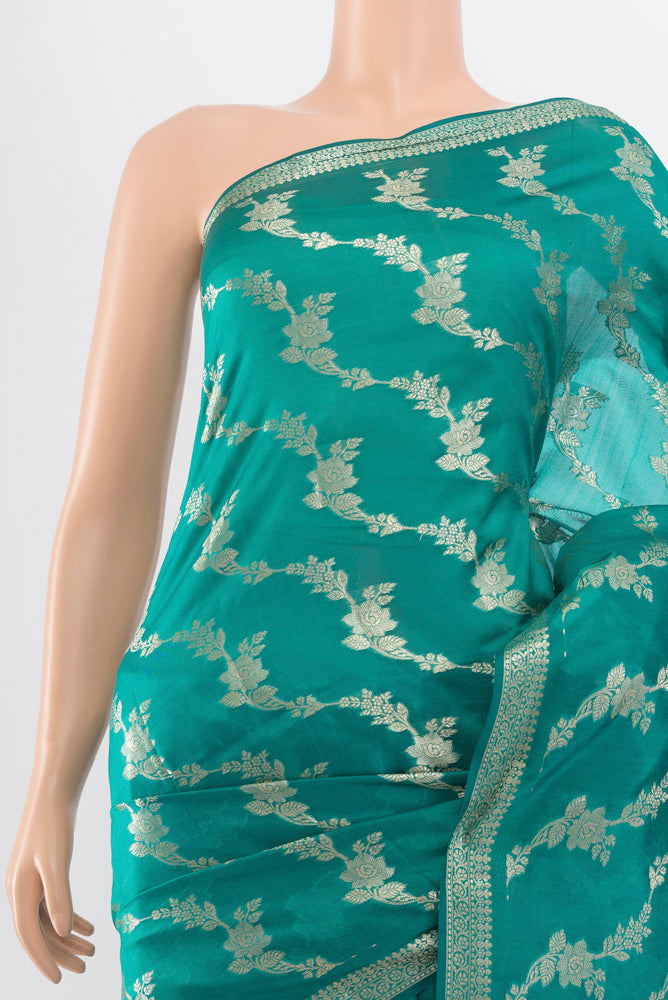 Border image of Pure Silk Pure Zari Dark Mauve Banarasi Raw Saree with Zari Butta on the body and Silk Border. 
