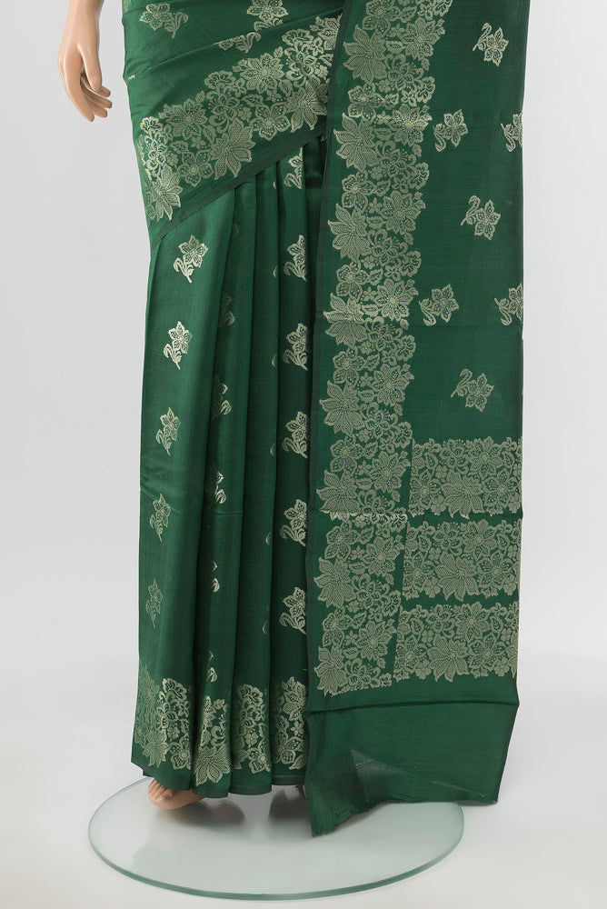 Pleats and pallu of Mint Green Banarasi Raw Silk Saree with Zari Butta on the body and Silk Border. 