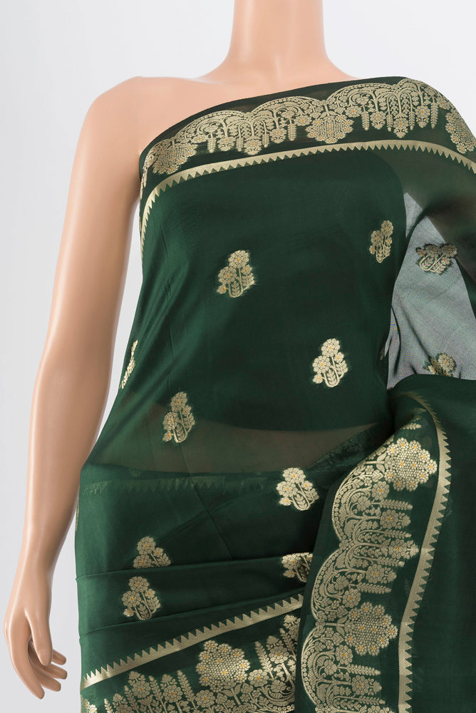 Border image of Pure Silk Pure Zari Mint Green Banarasi Saree with Zari Butta on the body and Silk Border. 