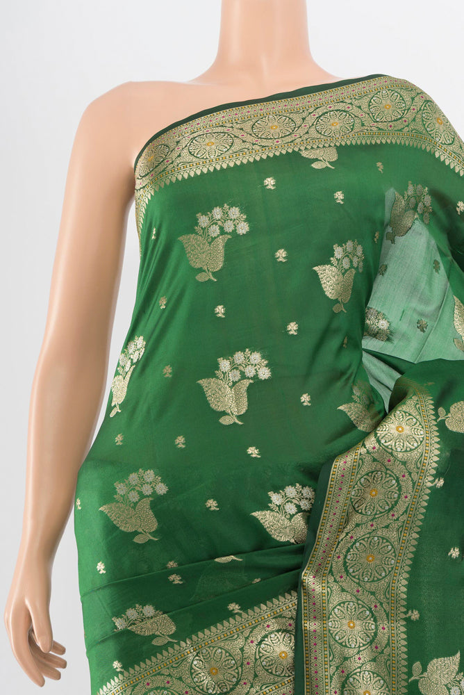 Border image of Pure Silk Pure Zari Bottle Green Banarasi Raw Saree with Zari Butta on the body and Silk Border. 