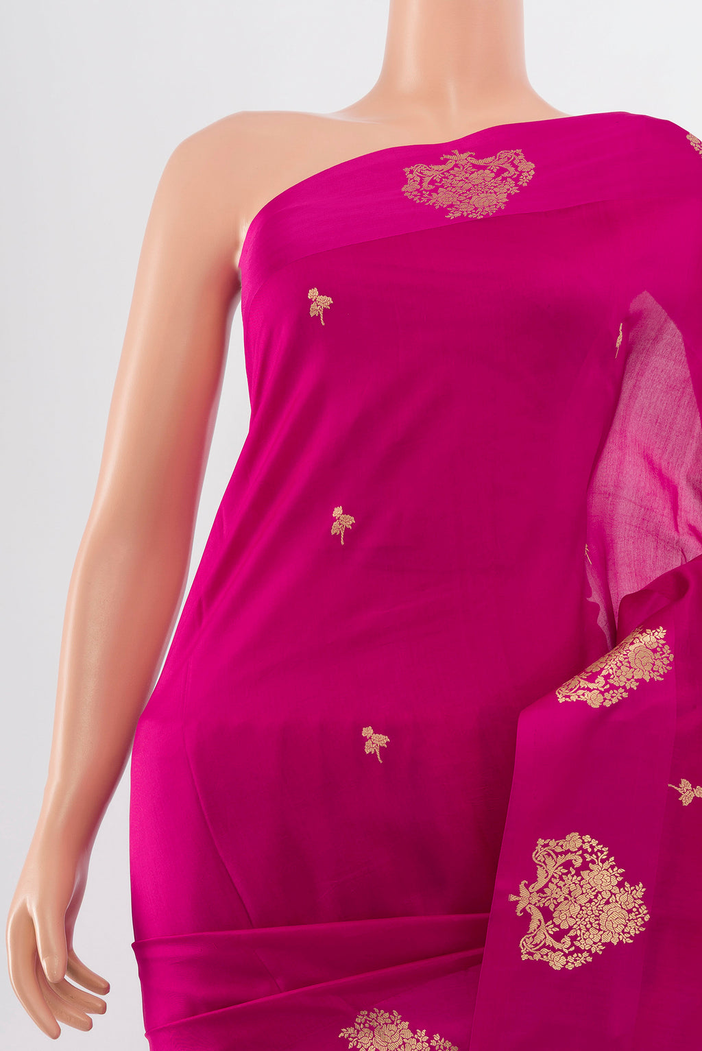Border image of Magenta Banarasi Katan Silk Saree with Zari Butta on the body and Silk Border. 