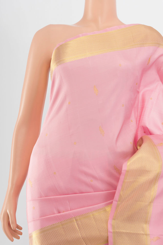 Border image of Pure Silk Pure Zari Rose Gold Kanjivaram Saree with Zari Butta on the body and Silk Border. 