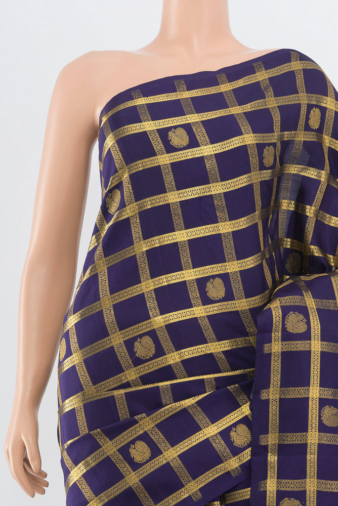 Border image of Pure Silk Pure Zari Navy Blue Kanjivaram Saree with Zari Brocade on the body and Silk Border. 