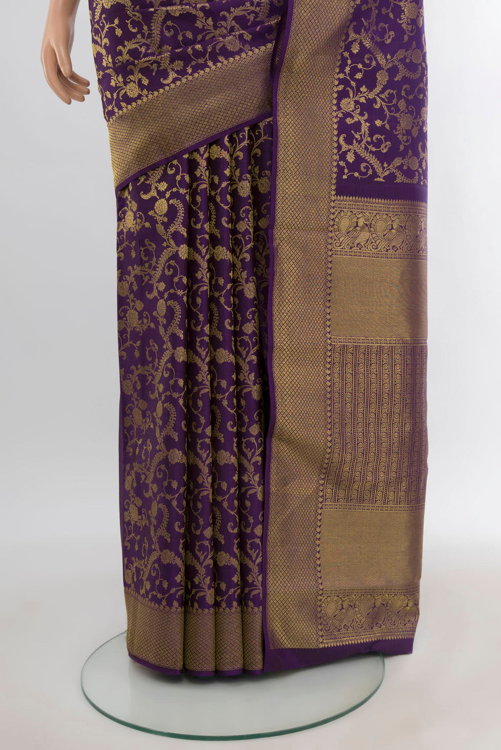Pleats and pallu of Violet Kanjivaram Silk Saree with Zari Brocade on the body and Zari Border. 