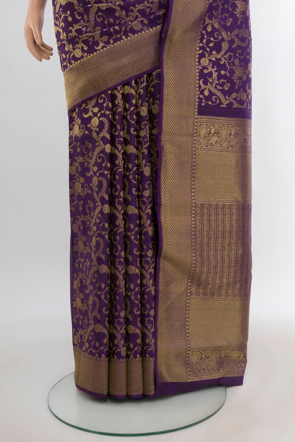 Pleats and pallu of Violet Kanjivaram Silk Saree with Zari Brocade on the body and Zari Border. 