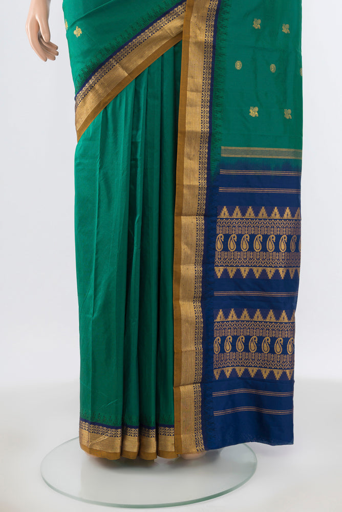 Pleats and pallu of Pure Silk Pure Zari Peacock Blue Bangalore - kadyal Saree with Zari Butta on the body and Silk Border. 