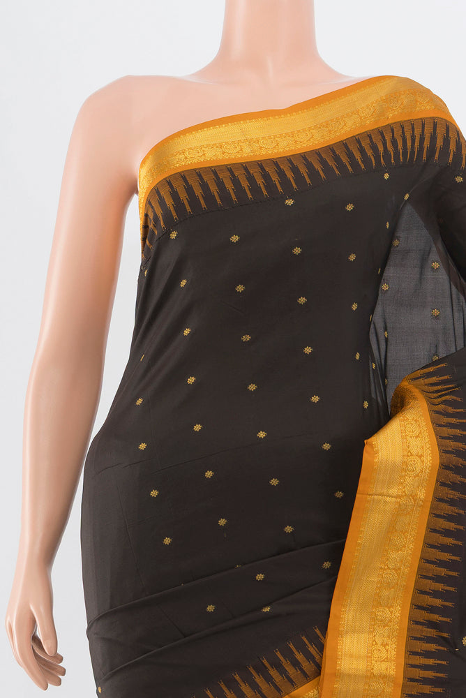 Border image of Pure Silk Pure Zari Black Bangalore Saree with Zari Brocade on the body and Silk Border. 