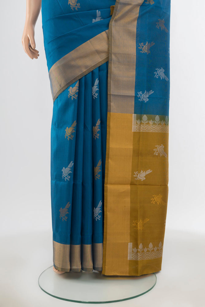 Pleats and pallu of Pure Silk Pure Zari Dark Blue Uppada Saree with Zari Butta on the body and Silk Border. 