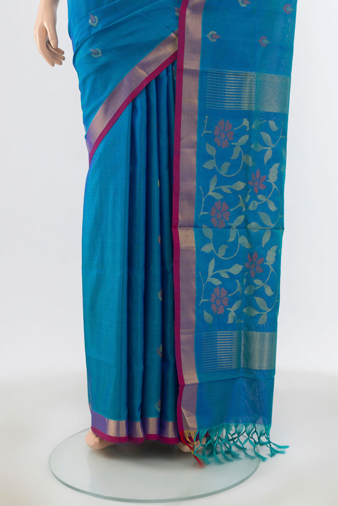 Pleats and pallu of Dark Blue Uppada Silk Saree with Zari Brocade on the body and Silk Border. 
