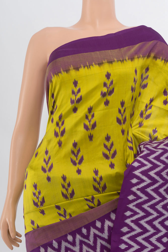 Border image of Light Green Pochampally Saree with Ikat Print on the body and Silk Border. 