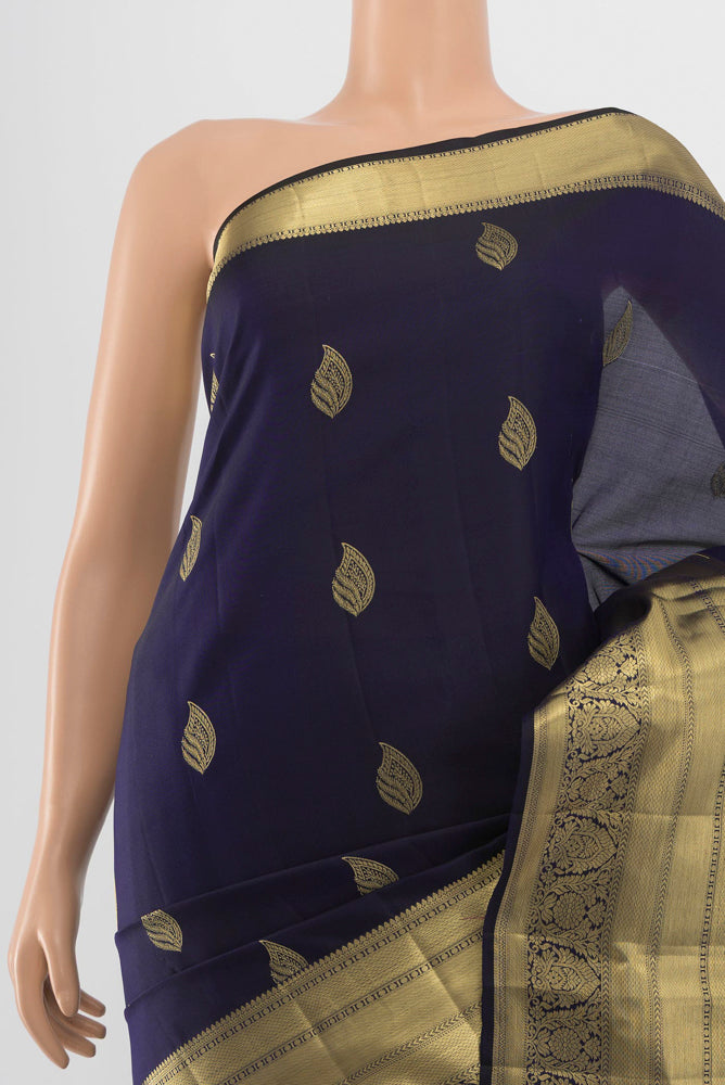 Border image of Pure Silk Pure Zari Navy Blue Kanjivaram Saree with Zari Butta on the body and Silk Border. 