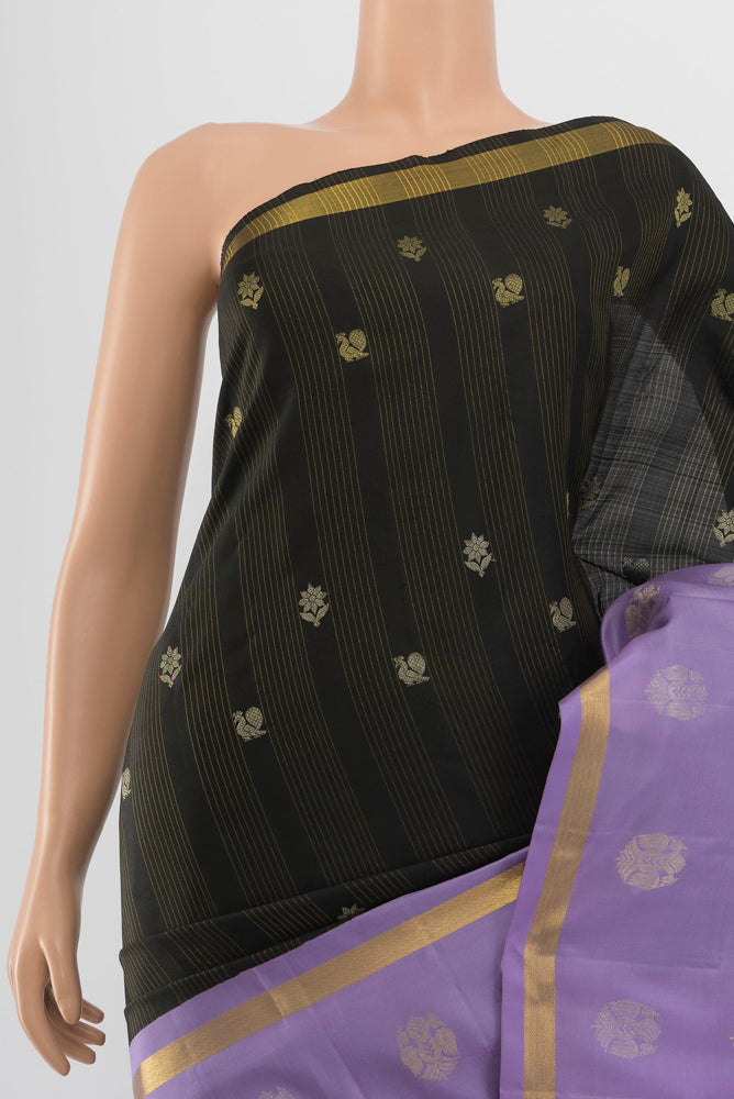 Border image of Pure Silk Pure Zari Black Kanjivaram Saree with Zari Butta on the body and Silk Border. 
