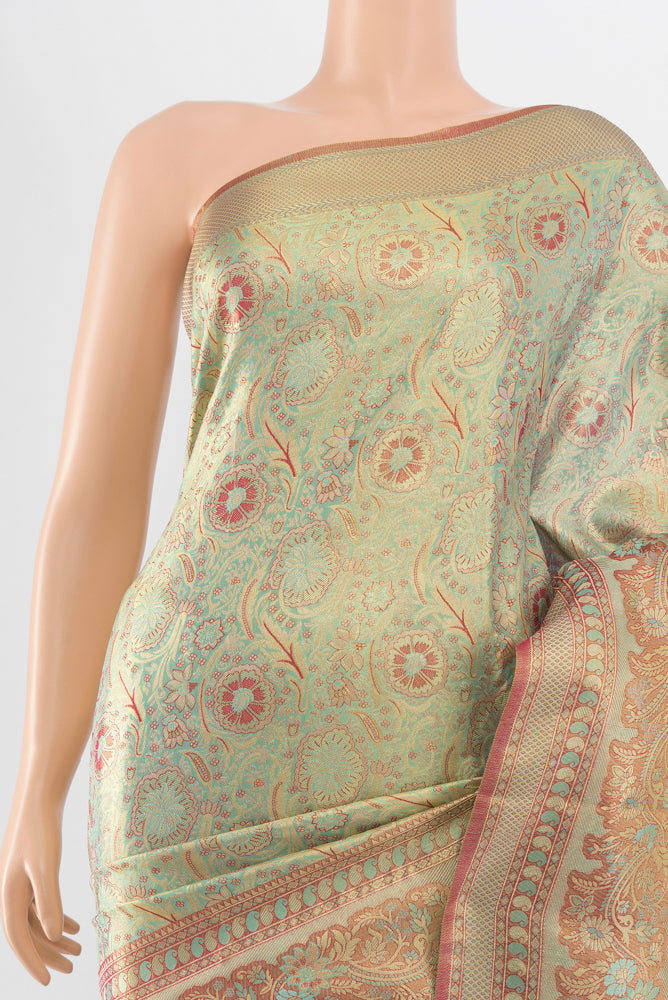 Border image of Golden Kanchipuram Silk Nine Yards Saree with Zari Brocade on the body and Silk Border. 