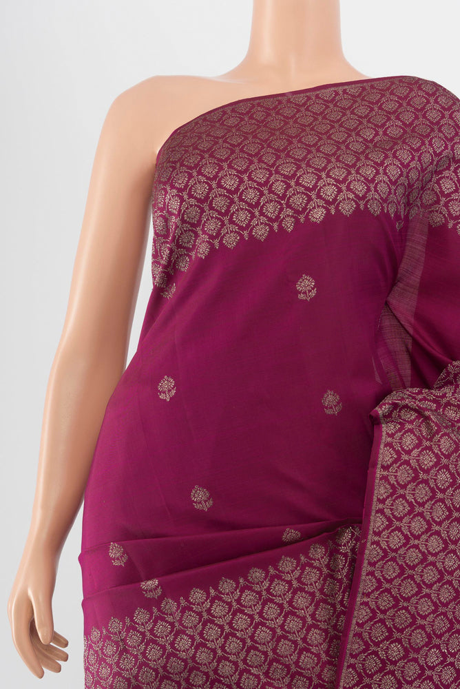 Border image of Purple Kanchipuram Silk Saree with Zari Butta on the body and Silk Border. 