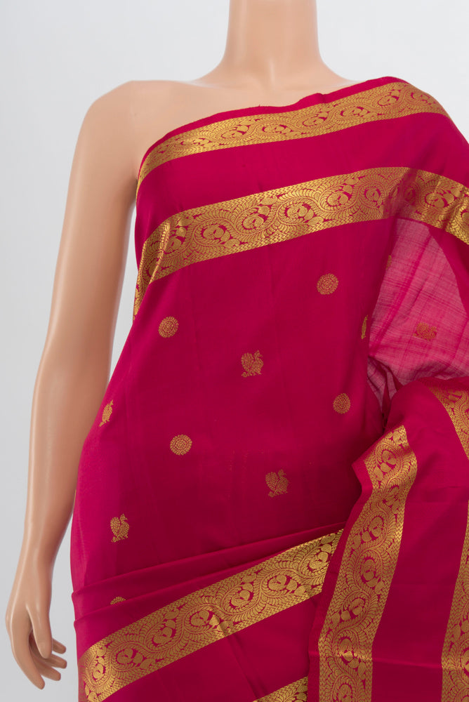 Border image of Maroon Kanjivaram Silk Saree with Zari Brocade on the body and Zari Border. 