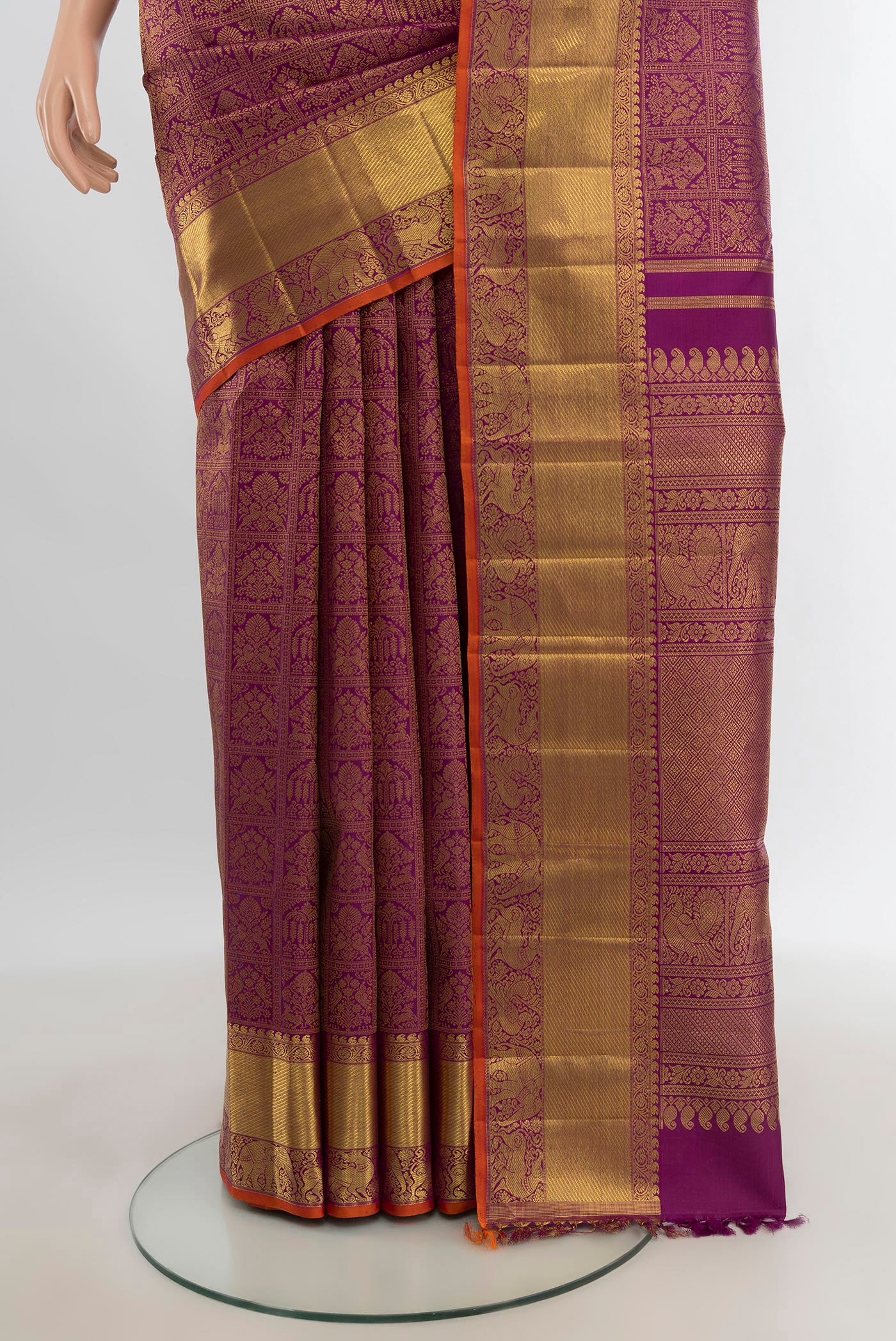 Pleats and pallu of Pure Silk Pure Zari Purple Kanjivaram Saree with Zari Brocade on the body and Zari Border. 
