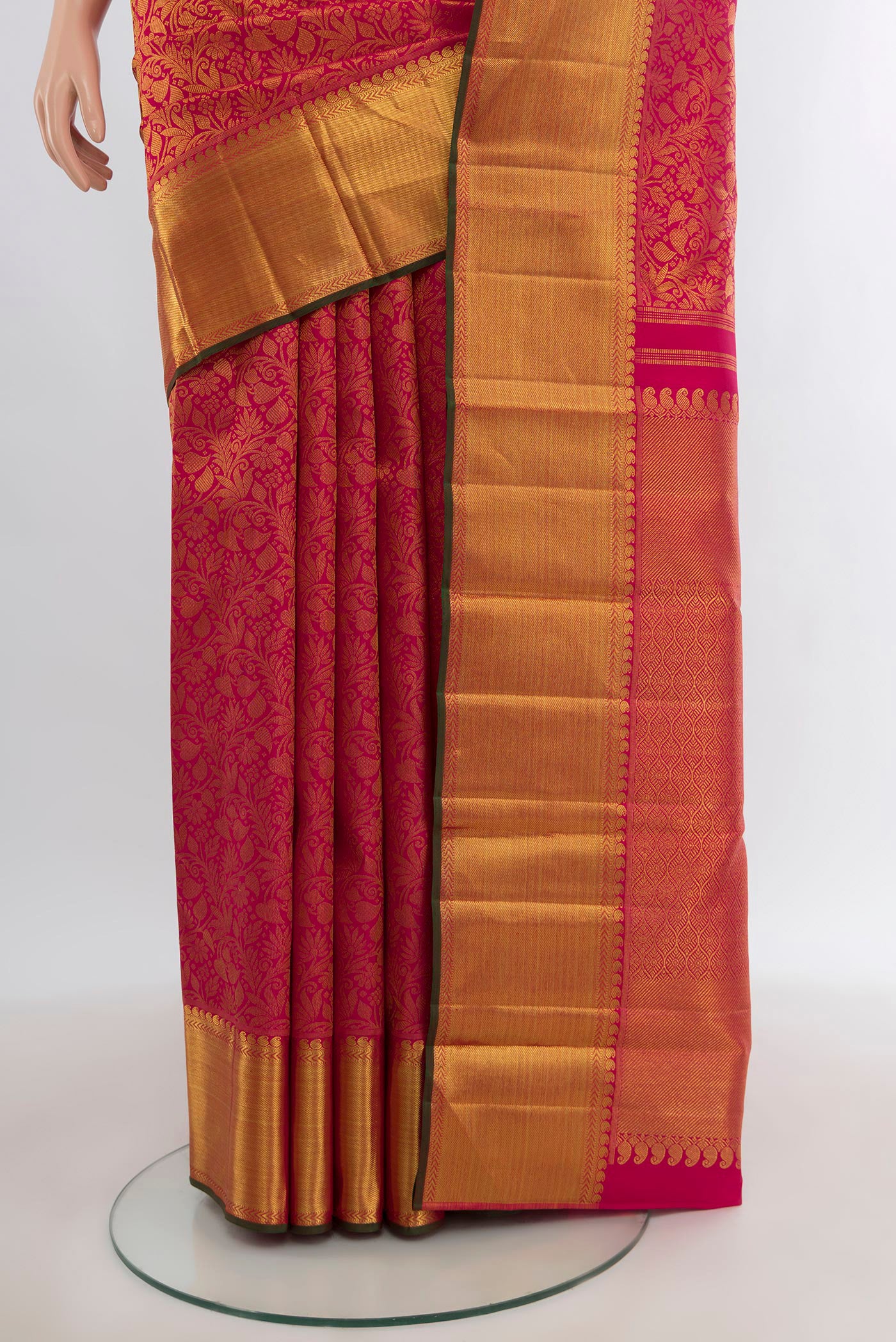 Pleats and pallu of Pure Silk Pure Zari Pink Kanjivaram Saree with Zari Brocade on the body and Zari Border. 