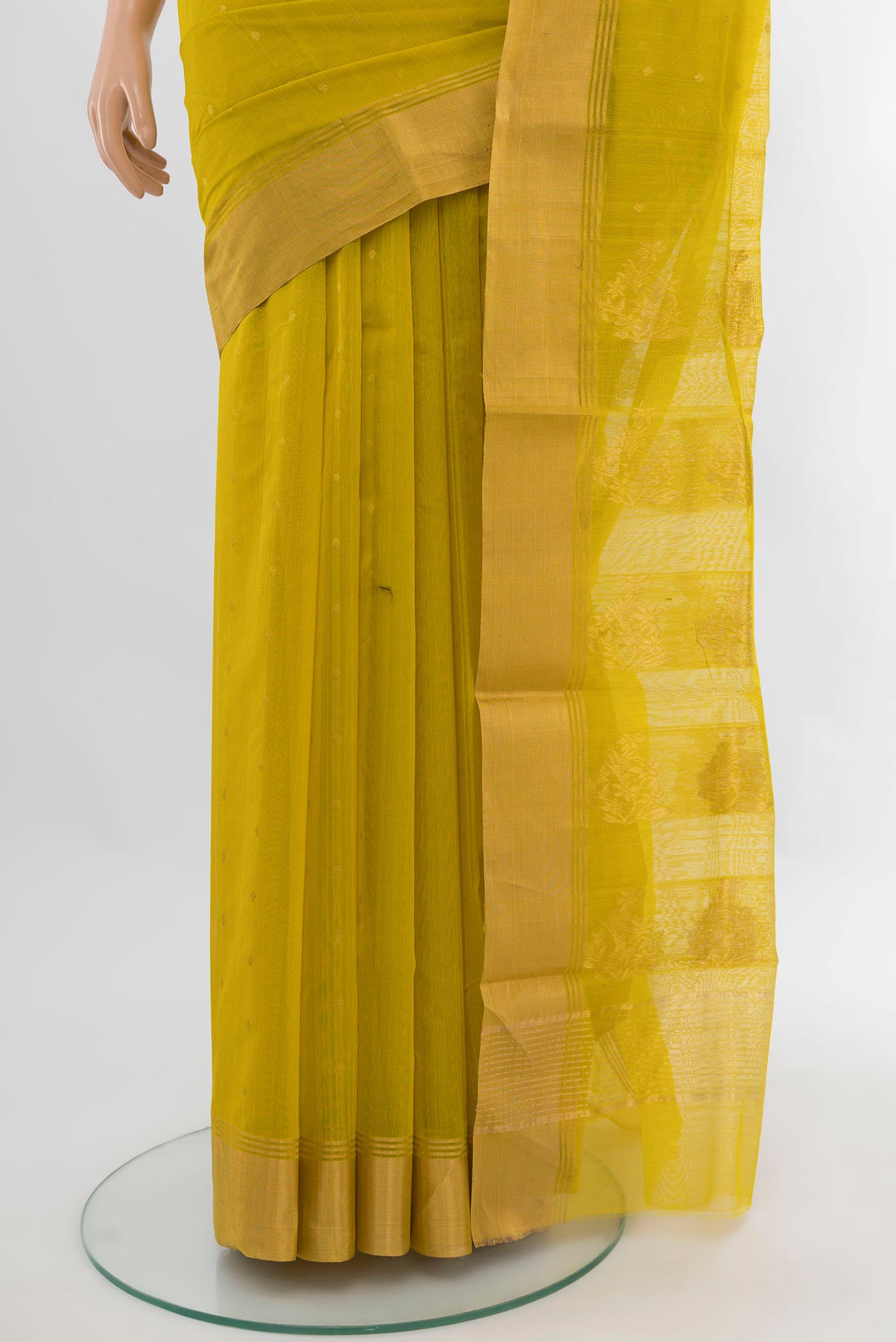 Pleats and pallu of Lemon Yellow Chanderi Silk Cotton Saree with Zari Butta on the body and Zari Border. 