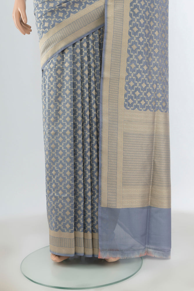 Pleats and pallu of Davys Grey Banarasi Silk Saree with Zari Butta on the body and Silk Border. 