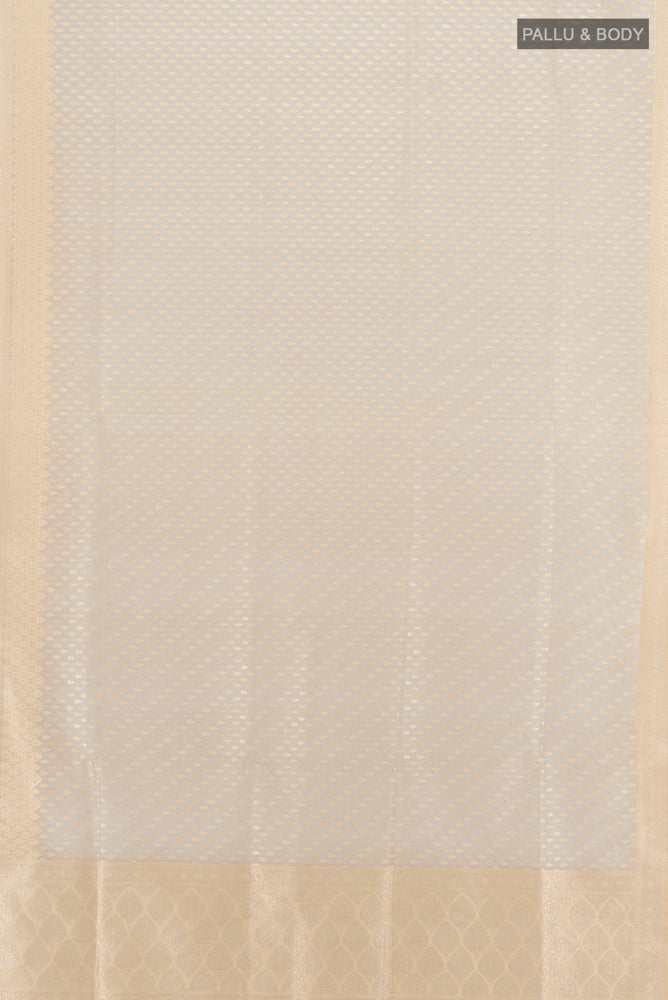 Flat view of Lilac Banarasi Silk Saree with Zari Butta on the body and Silk Border. 