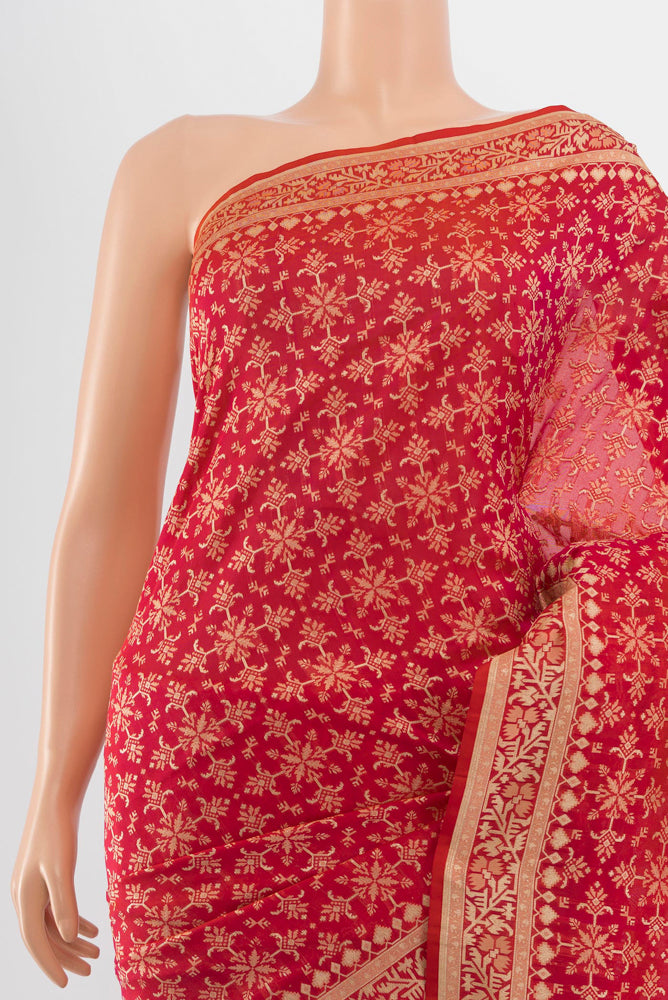 Border image of Peach Banarasi Silk Saree with Zari Butta on the body and Silk Border. 