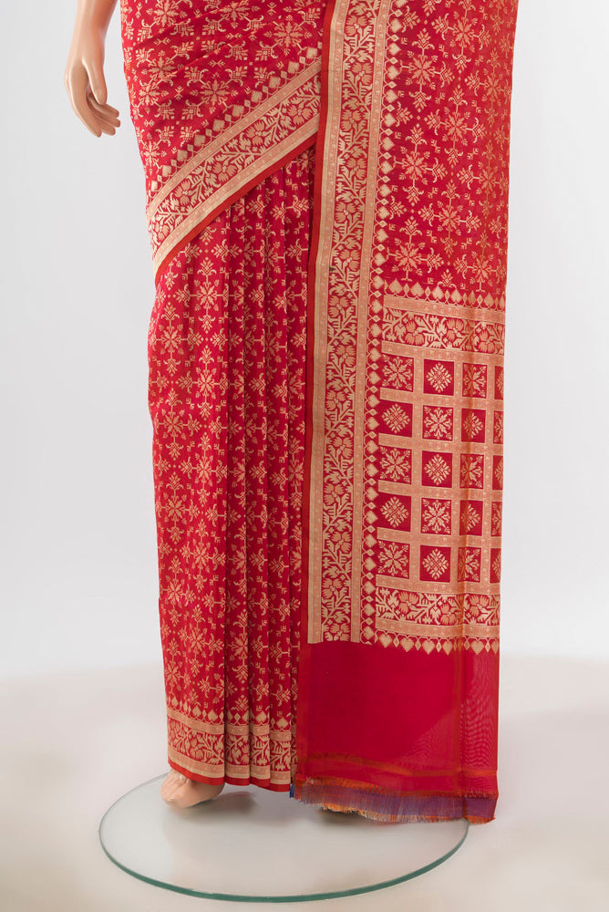 Pleats and pallu of Peach Banarasi Silk Saree with Zari Butta on the body and Silk Border. 