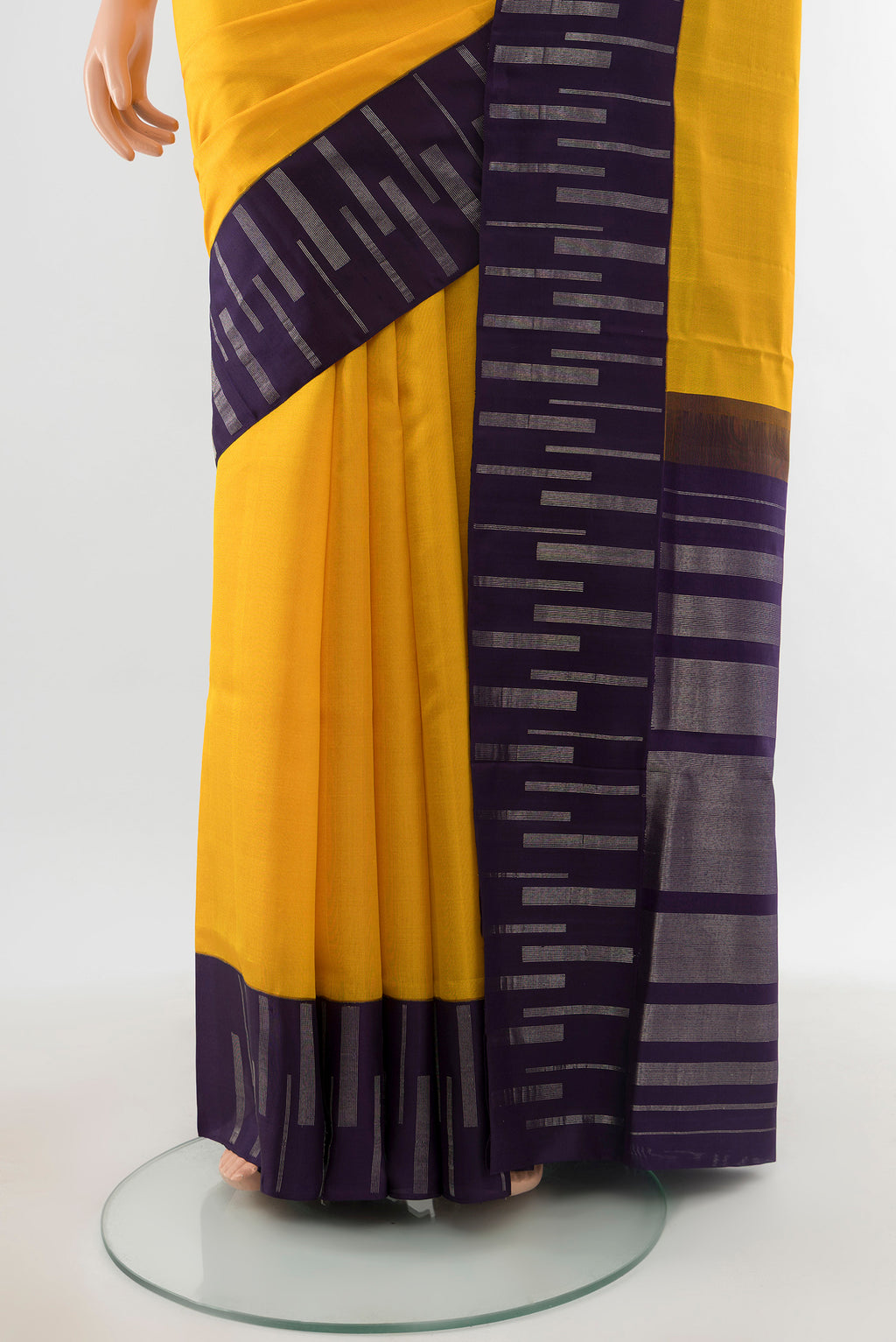 Pleats and pallu of Pure Silk Pure Zari Yellow Bangalore - kadyal Saree with Zari Butta on the body and Silk Border. 