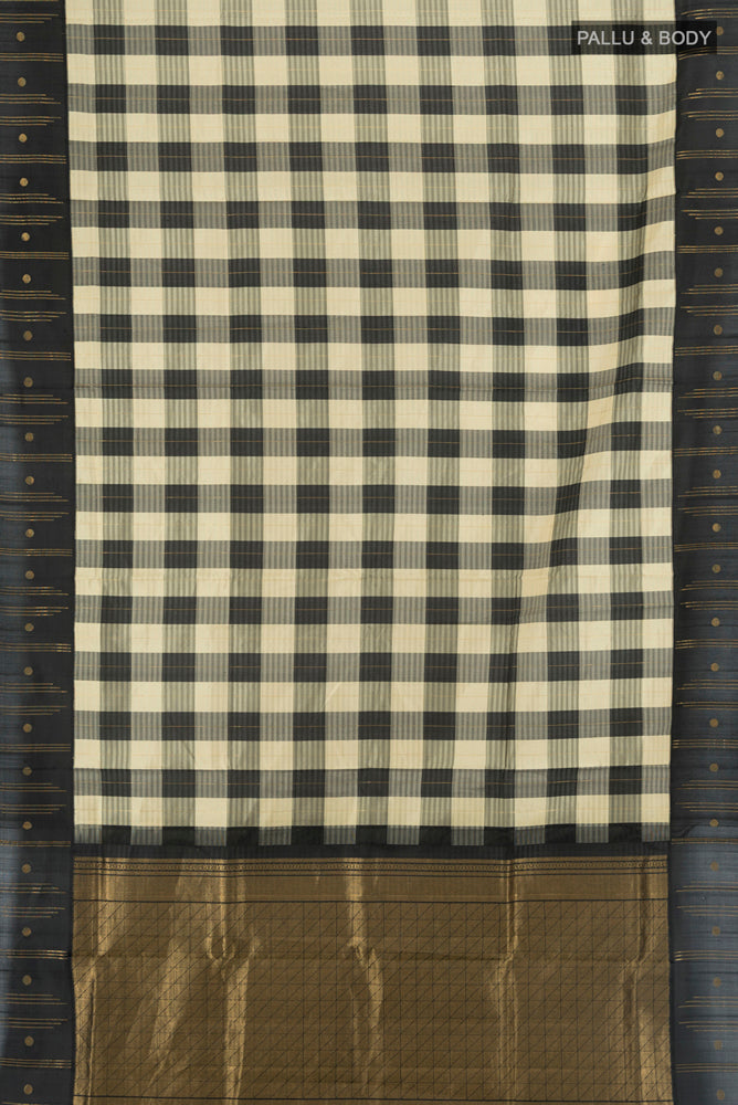 Flat view of Multi Color Bangalore Silk - kadyal Saree with Checked design on the body and Silk Border. 