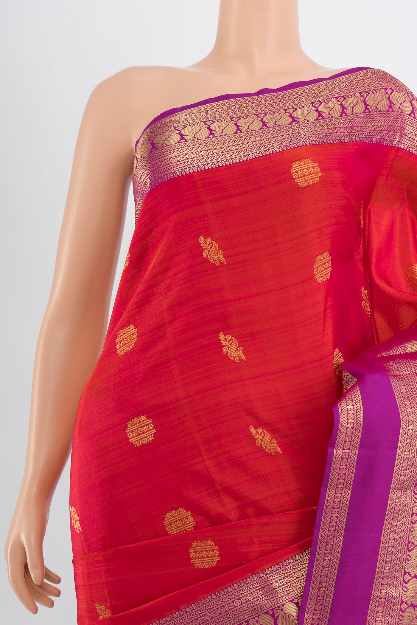Border image of Peach Kanjivaram Silk Saree with Zari Butta on the body and Silk Border. 